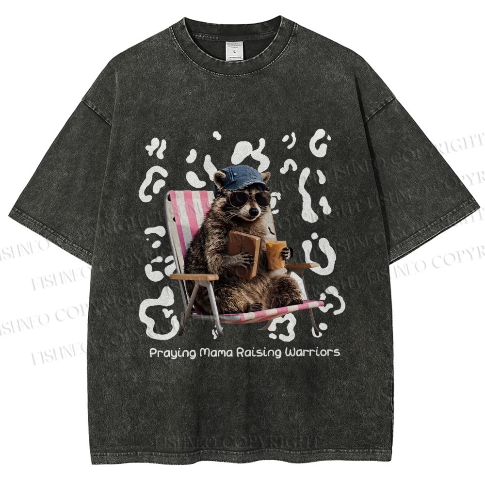 Unisex Praying Mama Christian Printed Washed Tee