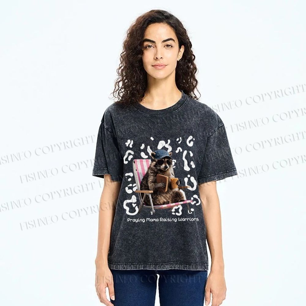 Unisex Praying Mama Christian Printed Washed Tee