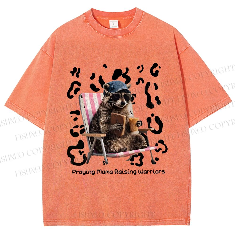 Unisex Praying Mama Christian Printed Washed Tee