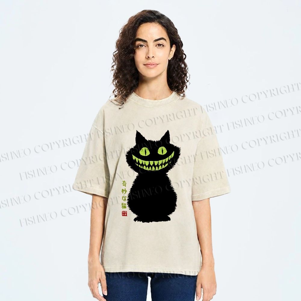 Unisex Spooky Black Cat With Green Teeth Printed Washed Tee