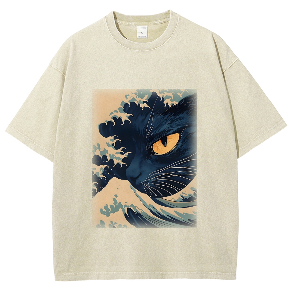 Cats in Japan's Giant Waves Vintage Washed T-shirt