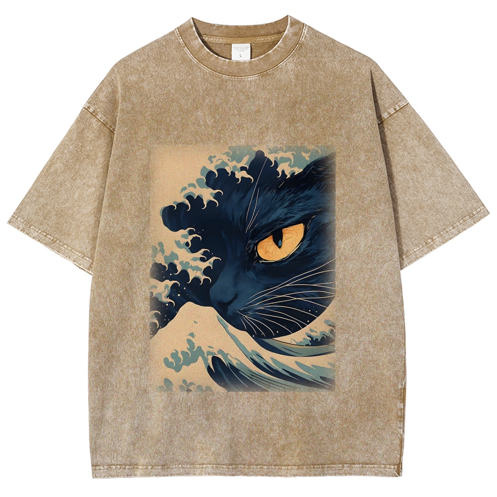 Cats in Japan's Giant Waves Vintage Washed T-shirt