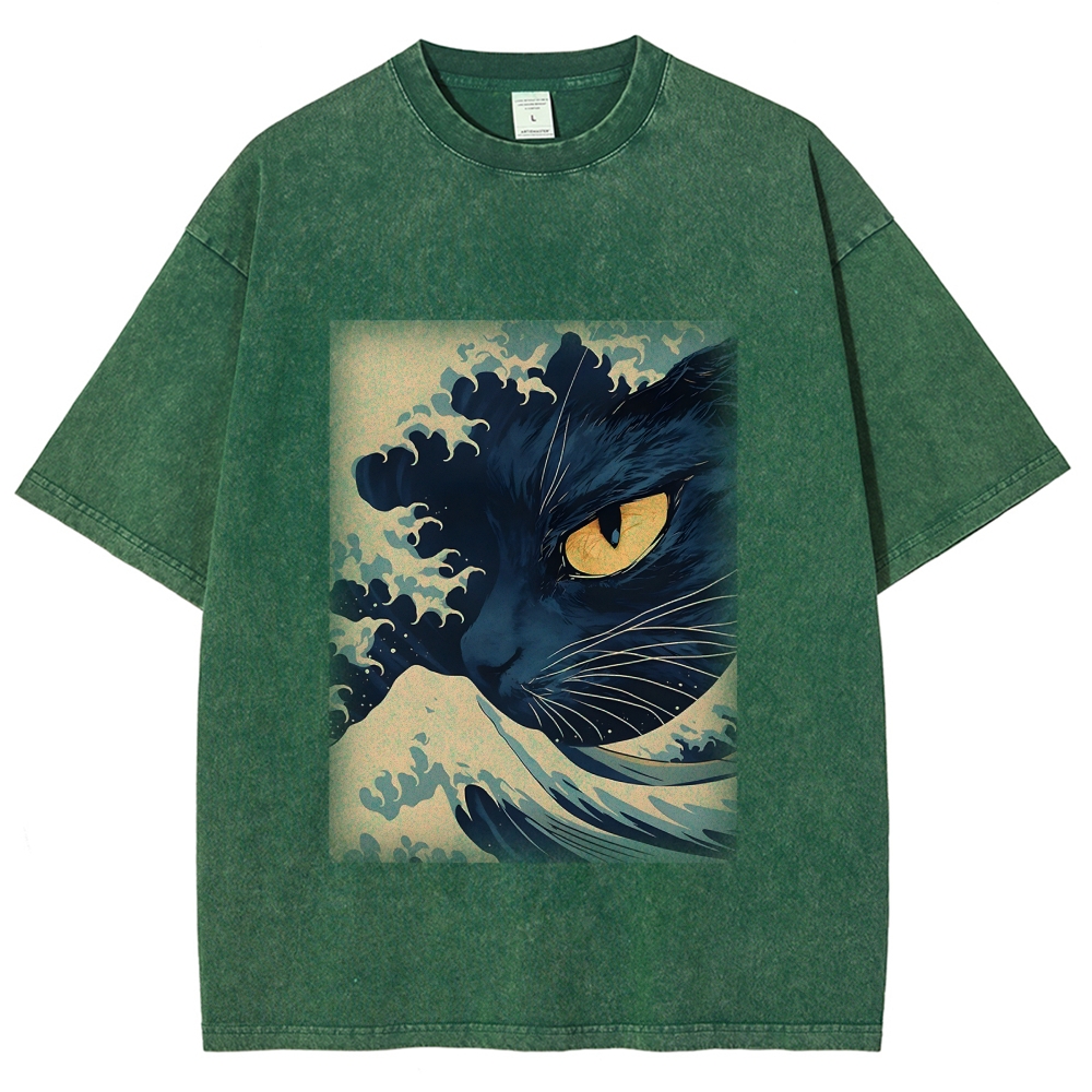Cats in Japan's Giant Waves Vintage Washed T-shirt
