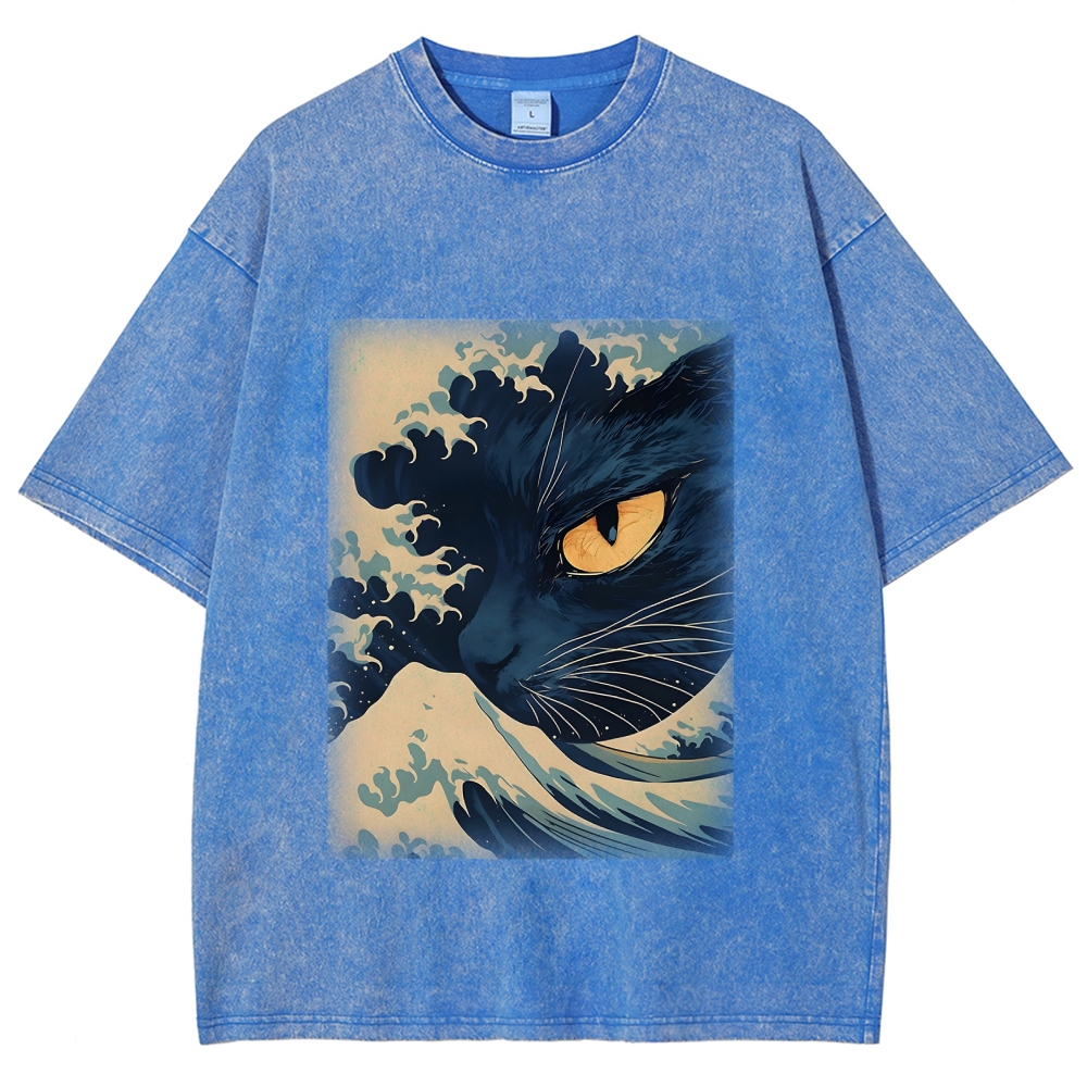 Cats in Japan's Giant Waves Vintage Washed T-shirt