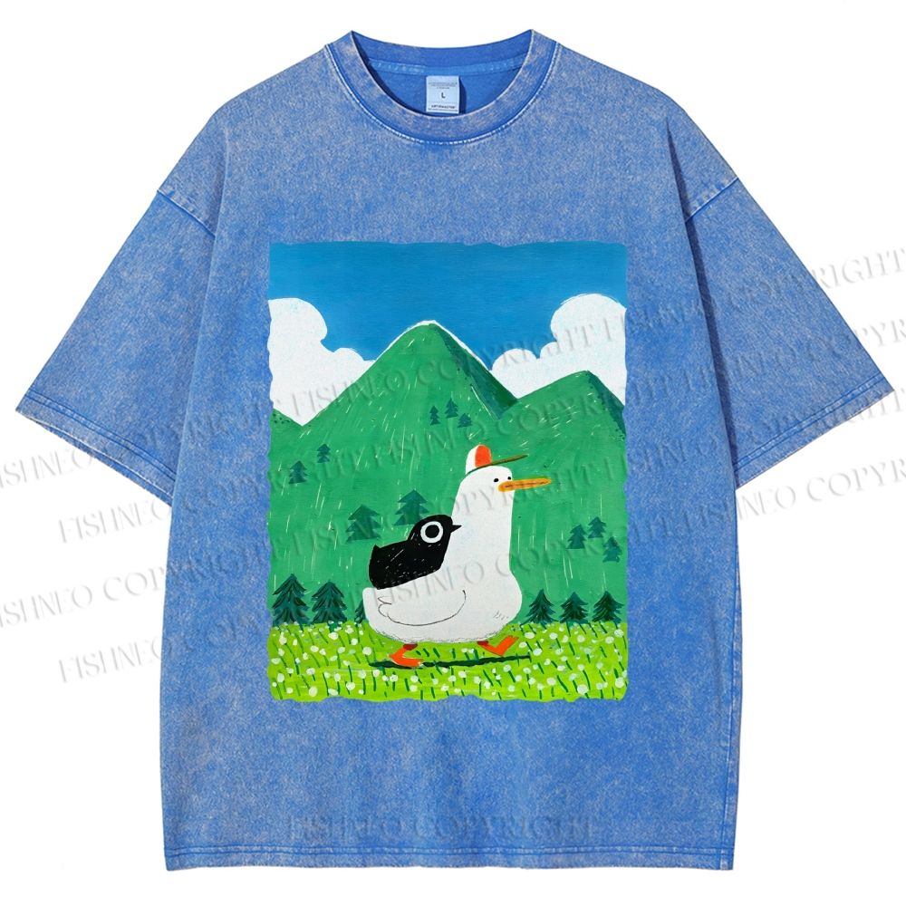 Unisex Chubby Goose With Crow Bird in Valley Printed Washed Tee