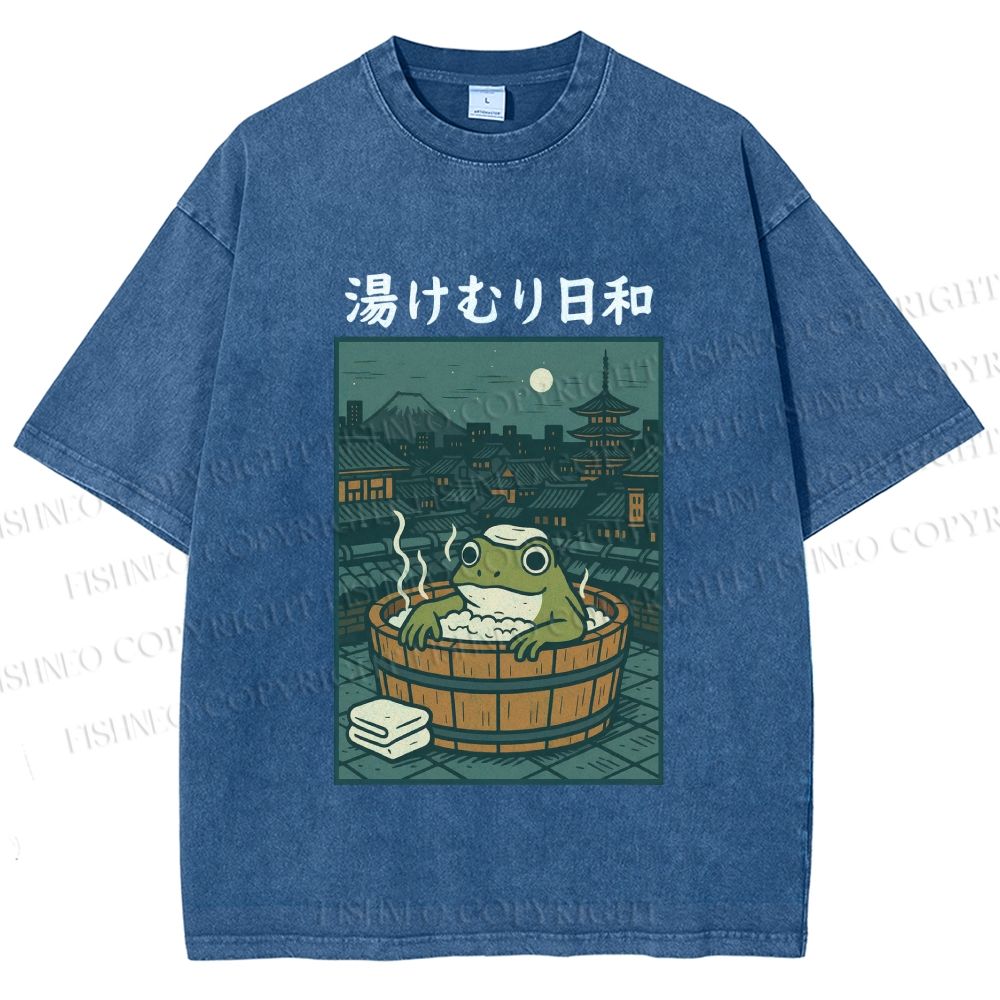 Unisex Foggy Day Spa Toad Printed Washed Tee