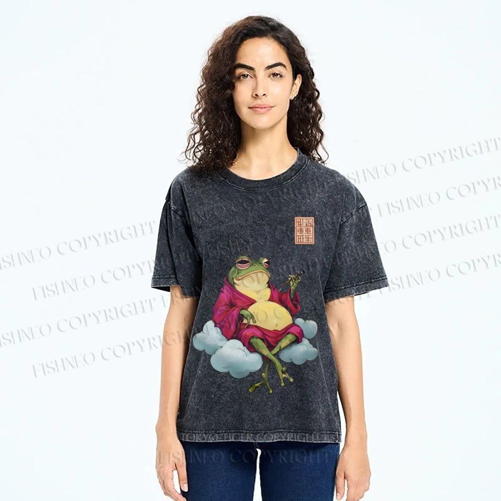 Unisex Smoking Frog Printed Washed Tee