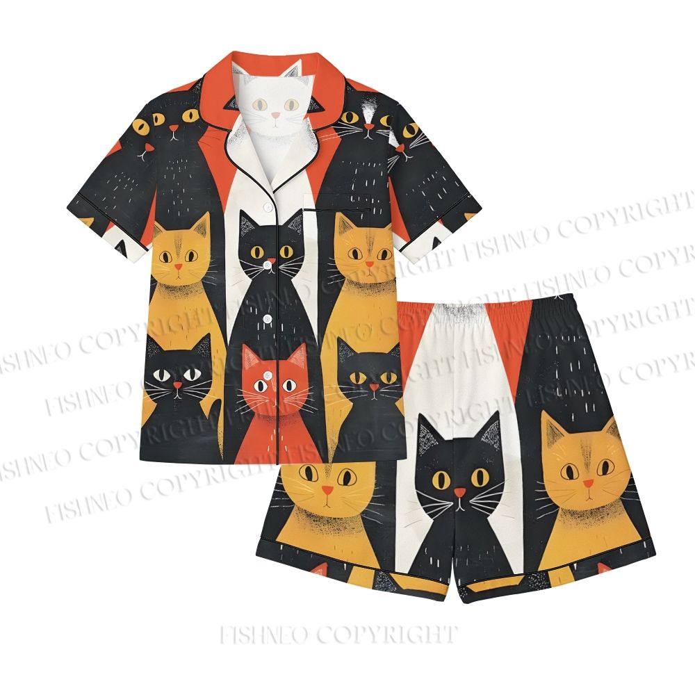 Cats Family Sit in Line Crew Neck Pajama sets