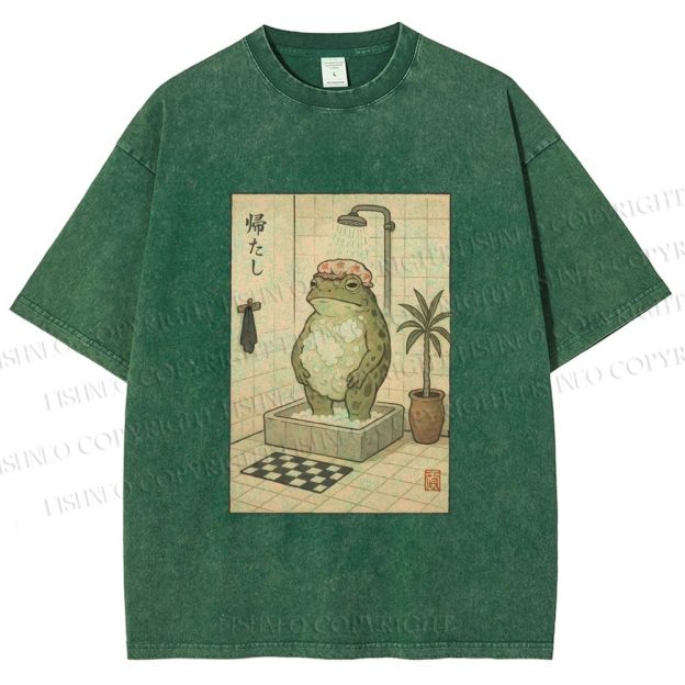Unisex Frog In Shower With Bath Cap Printed Washed Tee