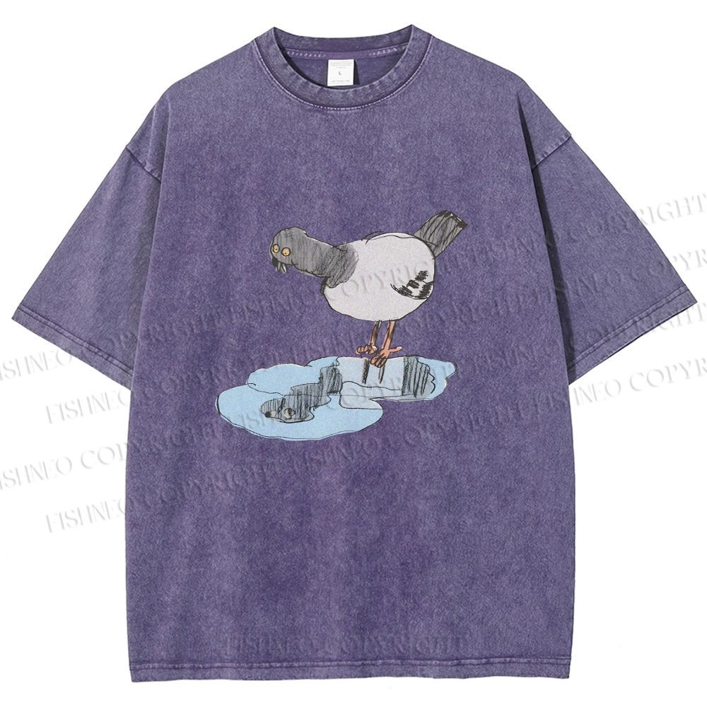 Unisex Funny Pigeon Look Himself in Water Printed Washed Tee