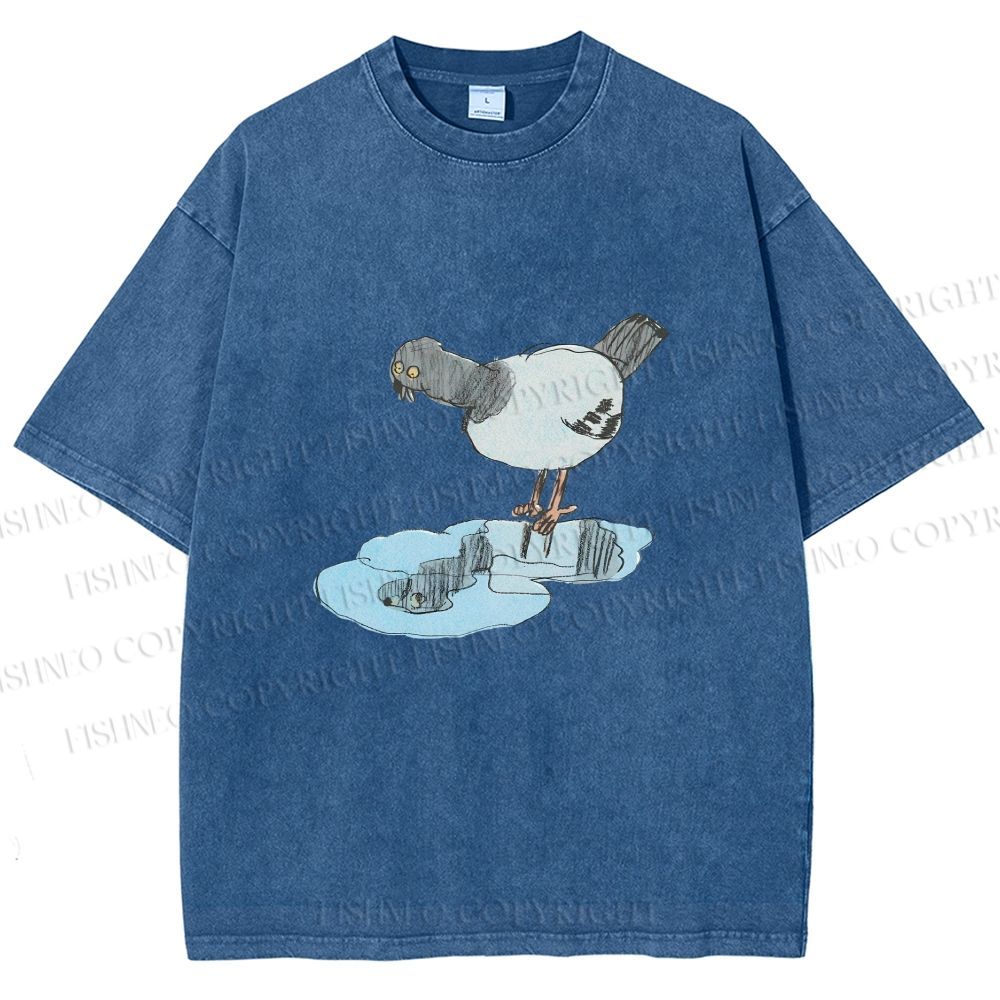 Unisex Funny Pigeon Look Himself in Water Printed Washed Tee