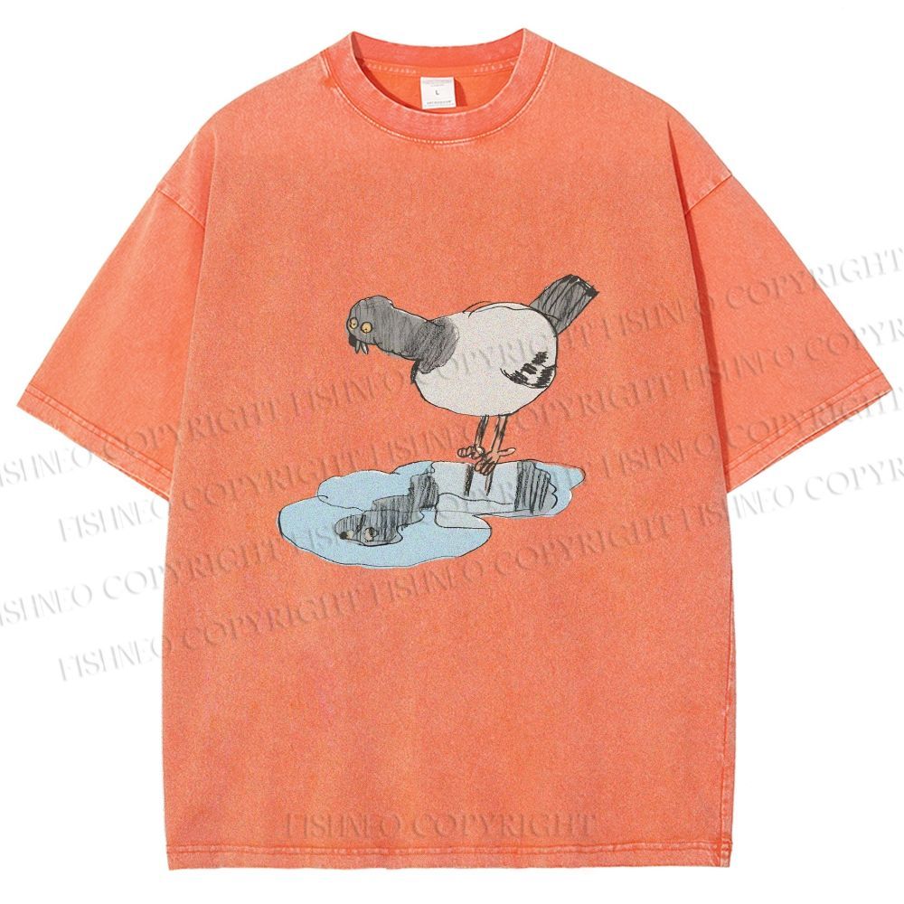Unisex Funny Pigeon Look Himself in Water Printed Washed Tee