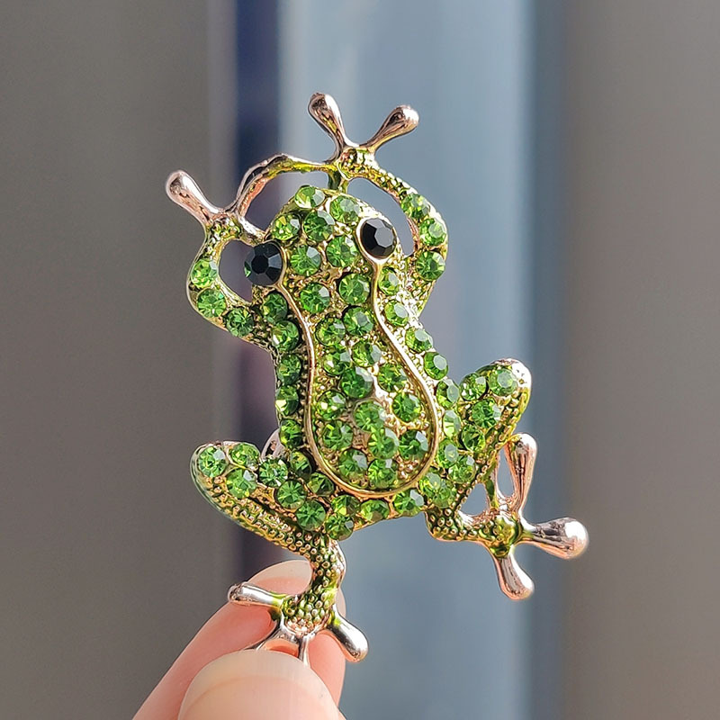 Stylish & Versatile Diamond Frog Pin