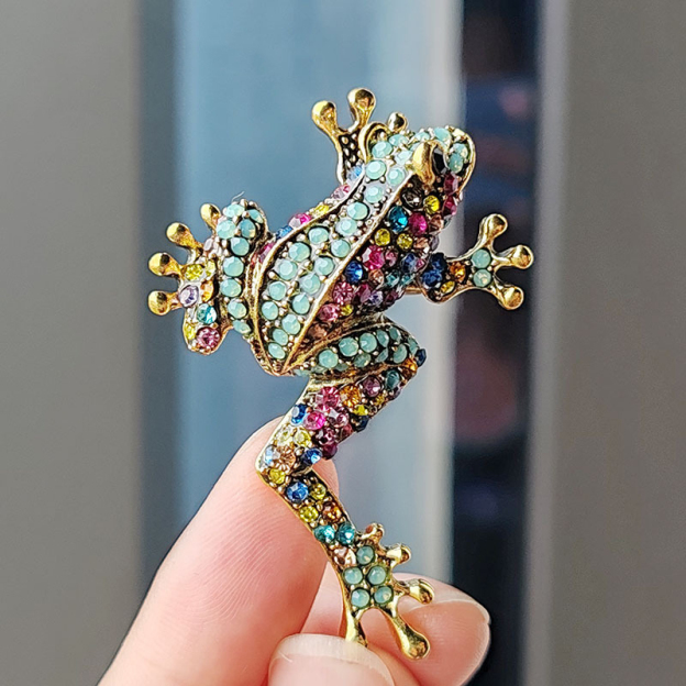 Stylish & Versatile Diamond Frog Pin