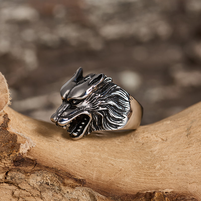 Tokyo-Tiger Everwild Courage Wolf Ring