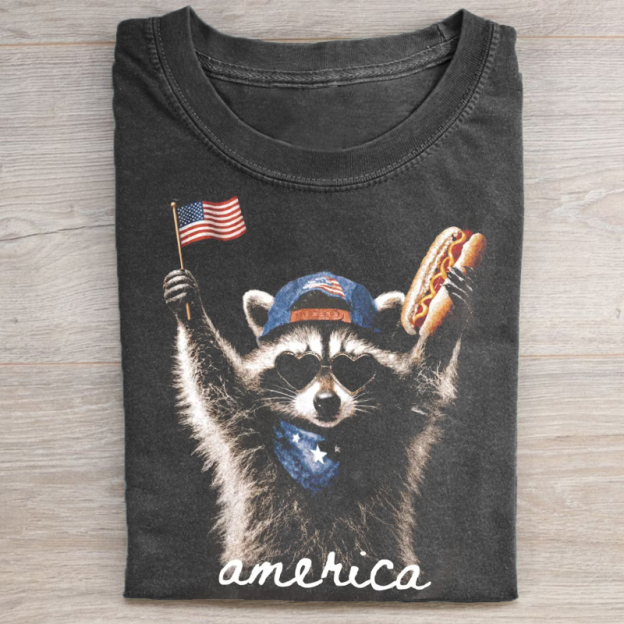 Patriotic Raccoon Washed Folded T-shirt