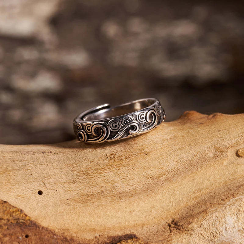 Retro Wave Clouds Ring