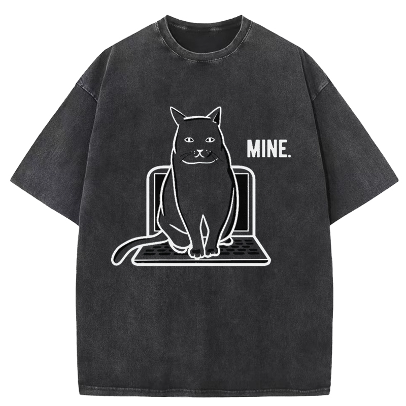 MINE Cat Washed T-Shirt