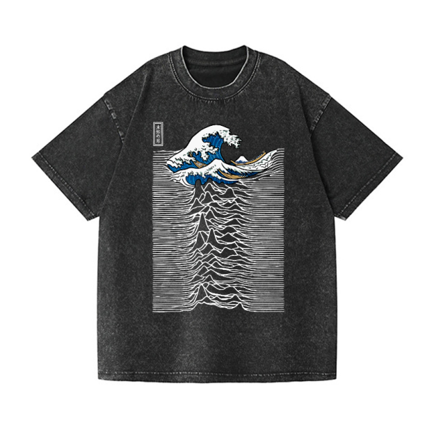 The Great Wave off Kanagawa Ukiyoe Vintage Wash Japanese Design T-Shirt