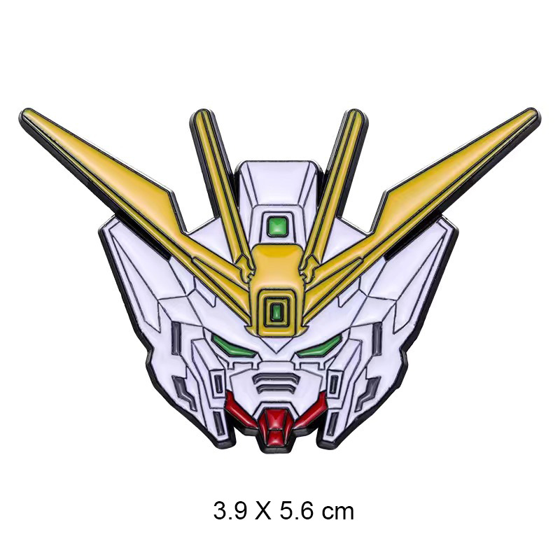 Japanese Anime Creative Mobile Suit Rx-78 Gundam Brooch Cartoon Unicorn Freedom Metal Badge Bag