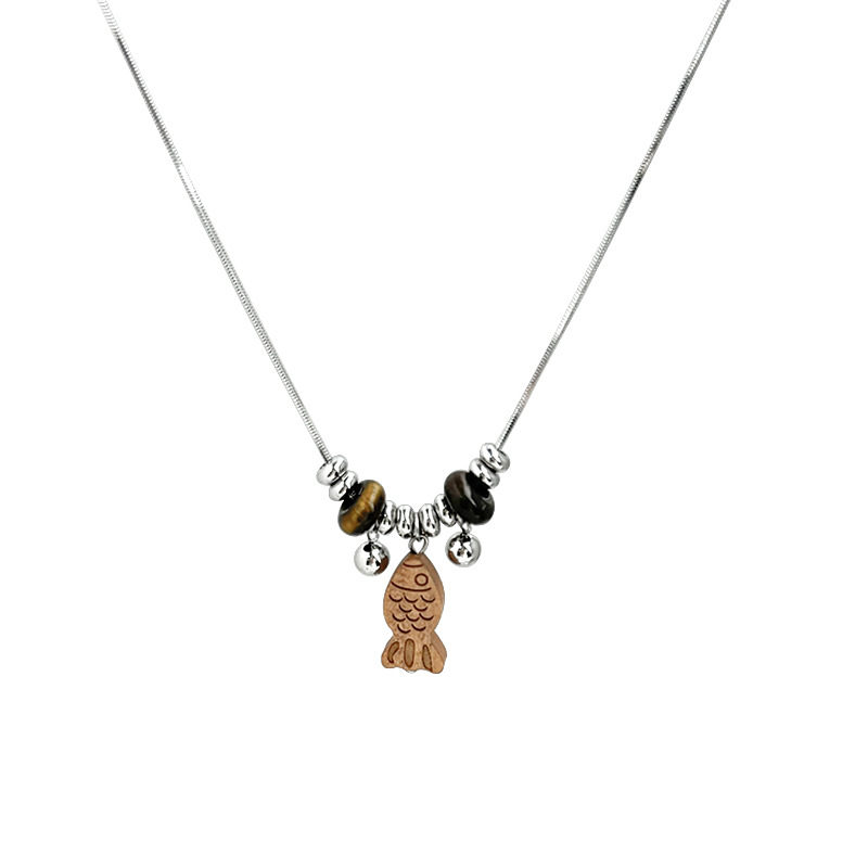 Cute Little Fish Wooden Retro Stitching Necklace