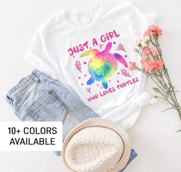 Women’s Sea Turtle Tee – Mother’s Day Gift & Turtle Lover Present