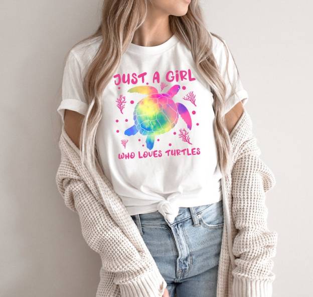 Women’s Sea Turtle Tee – Mother’s Day Gift & Turtle Lover Present