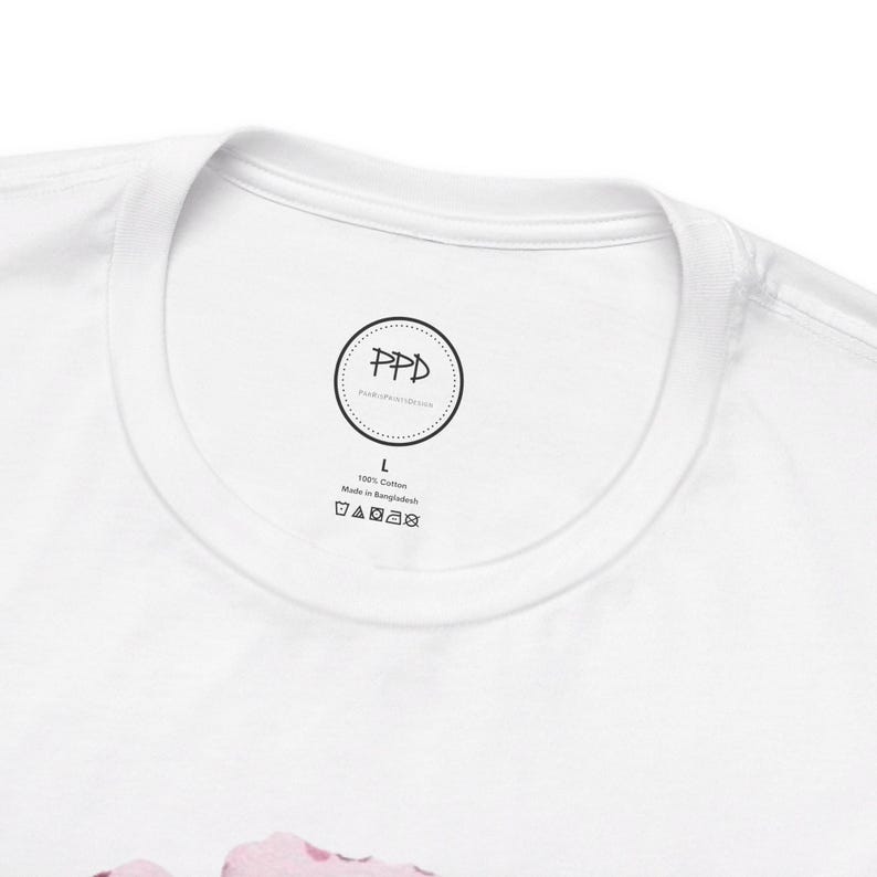 Women’s Shell Short-Sleeve Summer Tee – For Shell Lovers