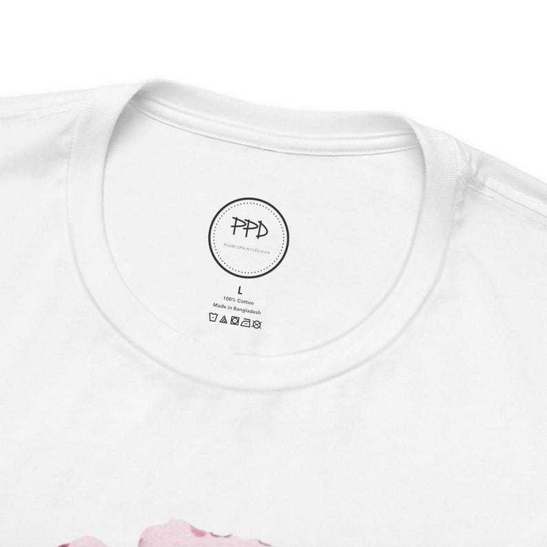 Women’s Shell Short-Sleeve Summer Tee – For Shell Lovers