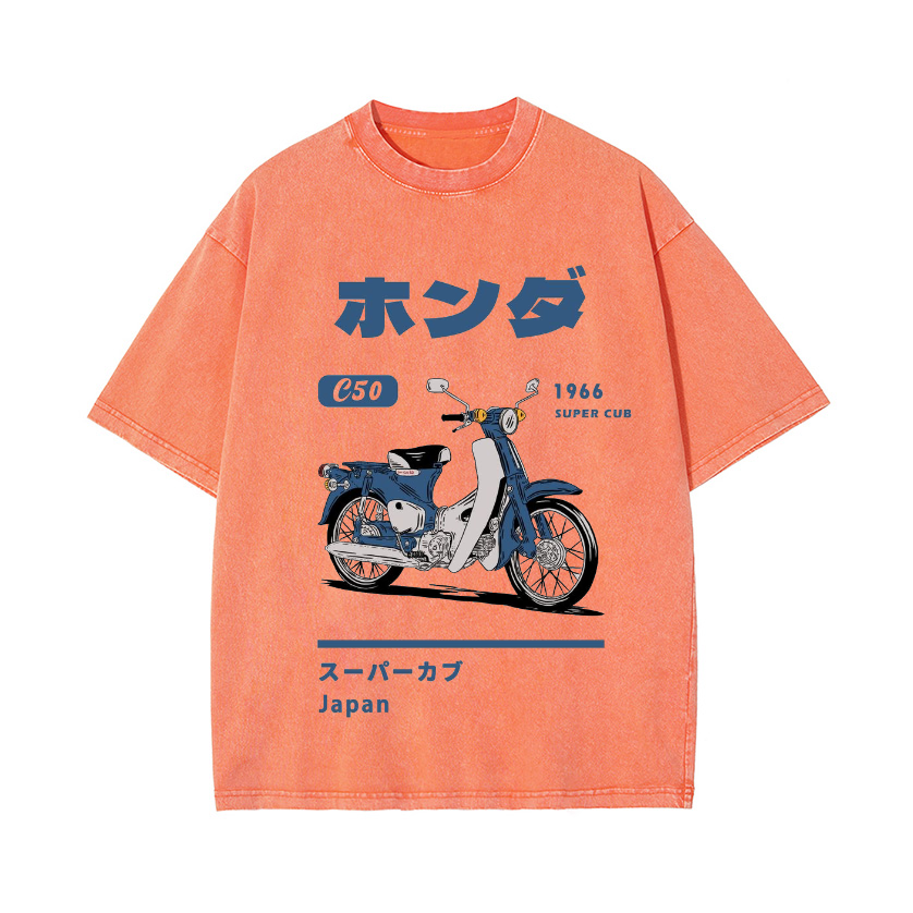 Honda C50 Super Cub Motorcycle Vintage Wash Japanese Design T-Shirt