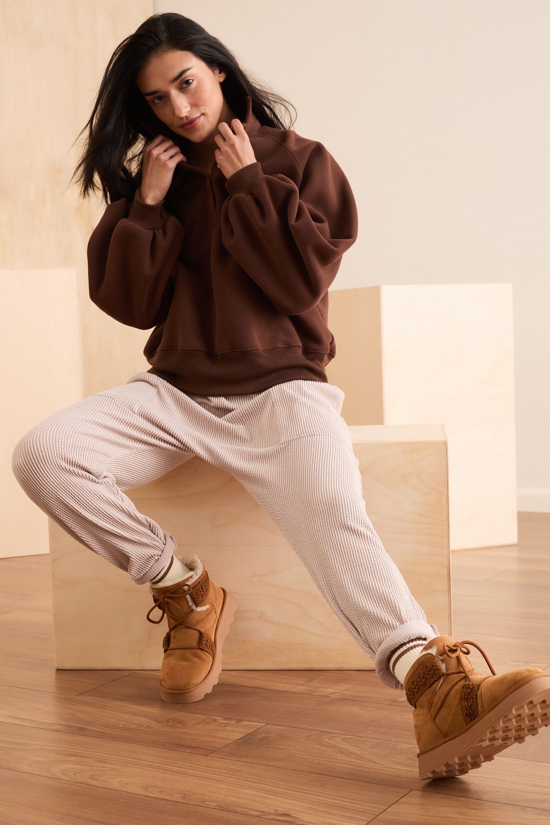 Peak Balloon Sleeve Pullover