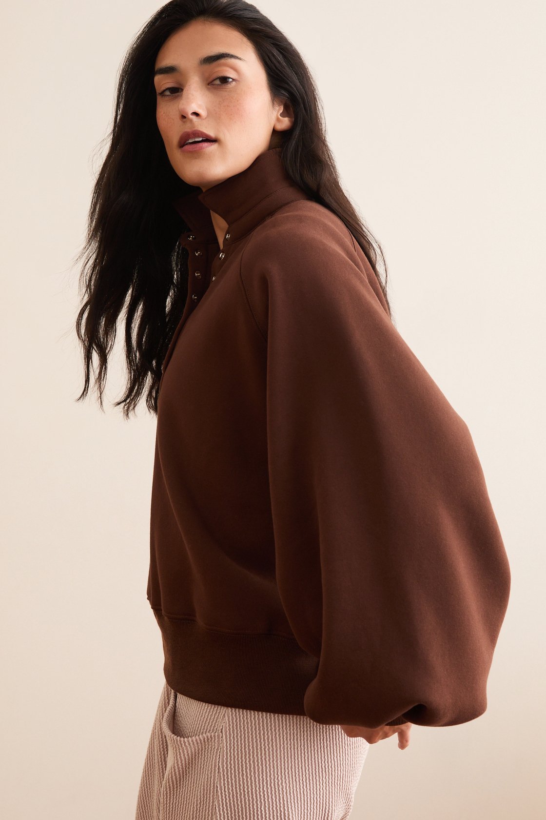 Peak Balloon Sleeve Pullover