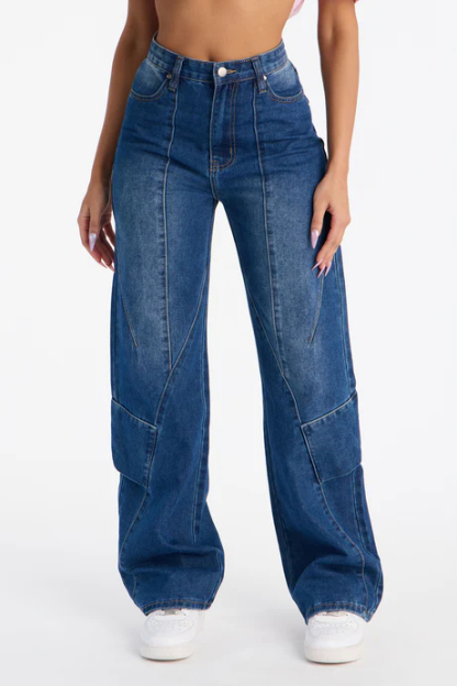 Perfectly Aligned Straight Leg Jeans - Dark Wash