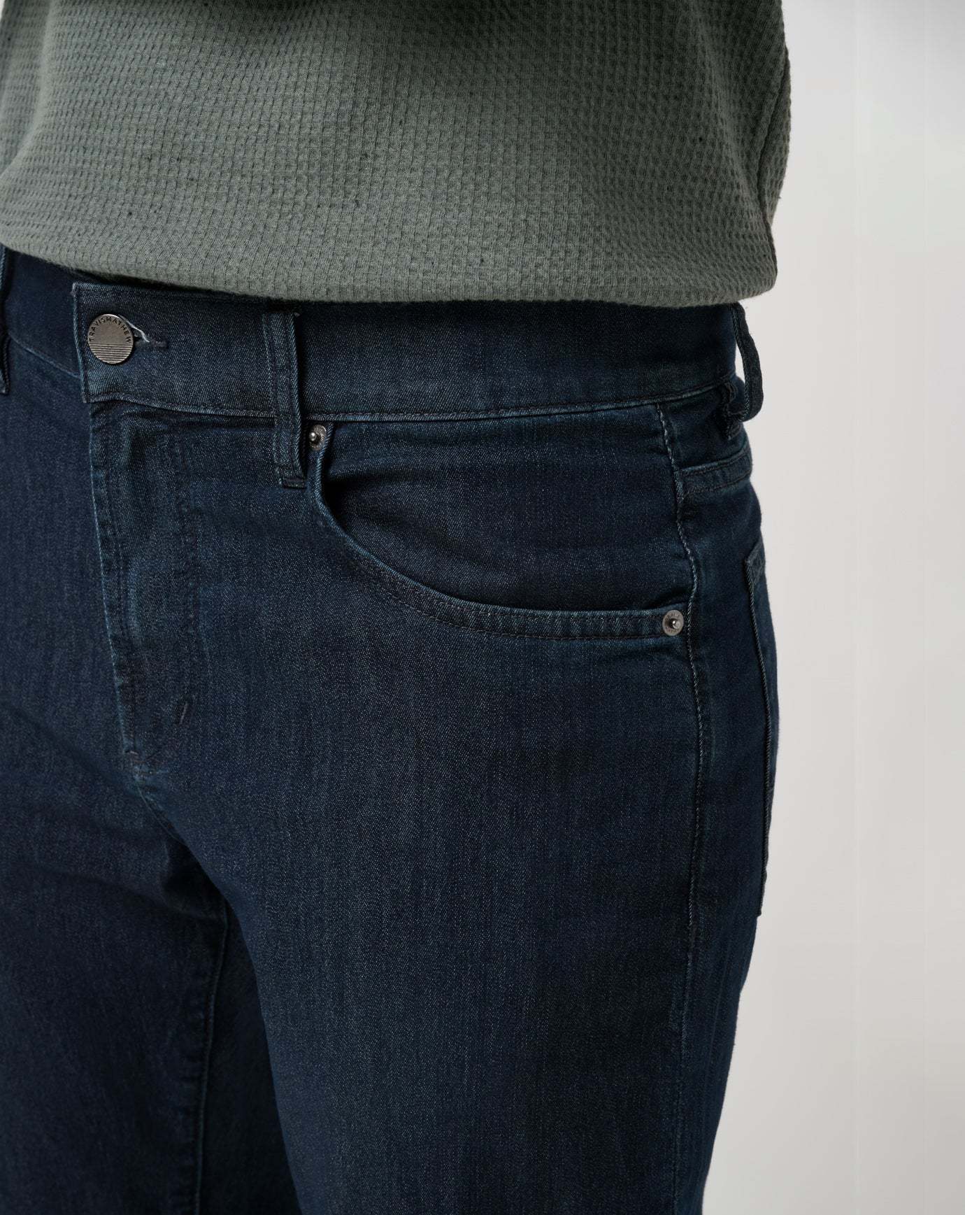 Legacy Featherweight Jeans