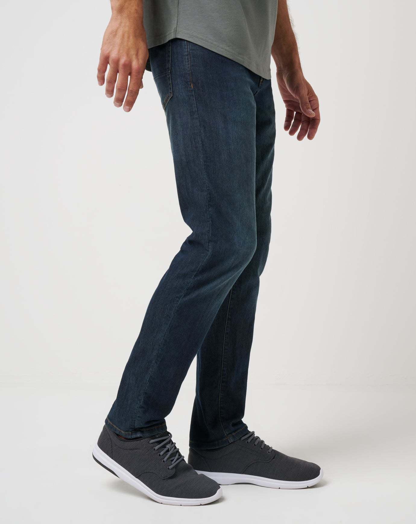 Legacy Featherweight Jeans