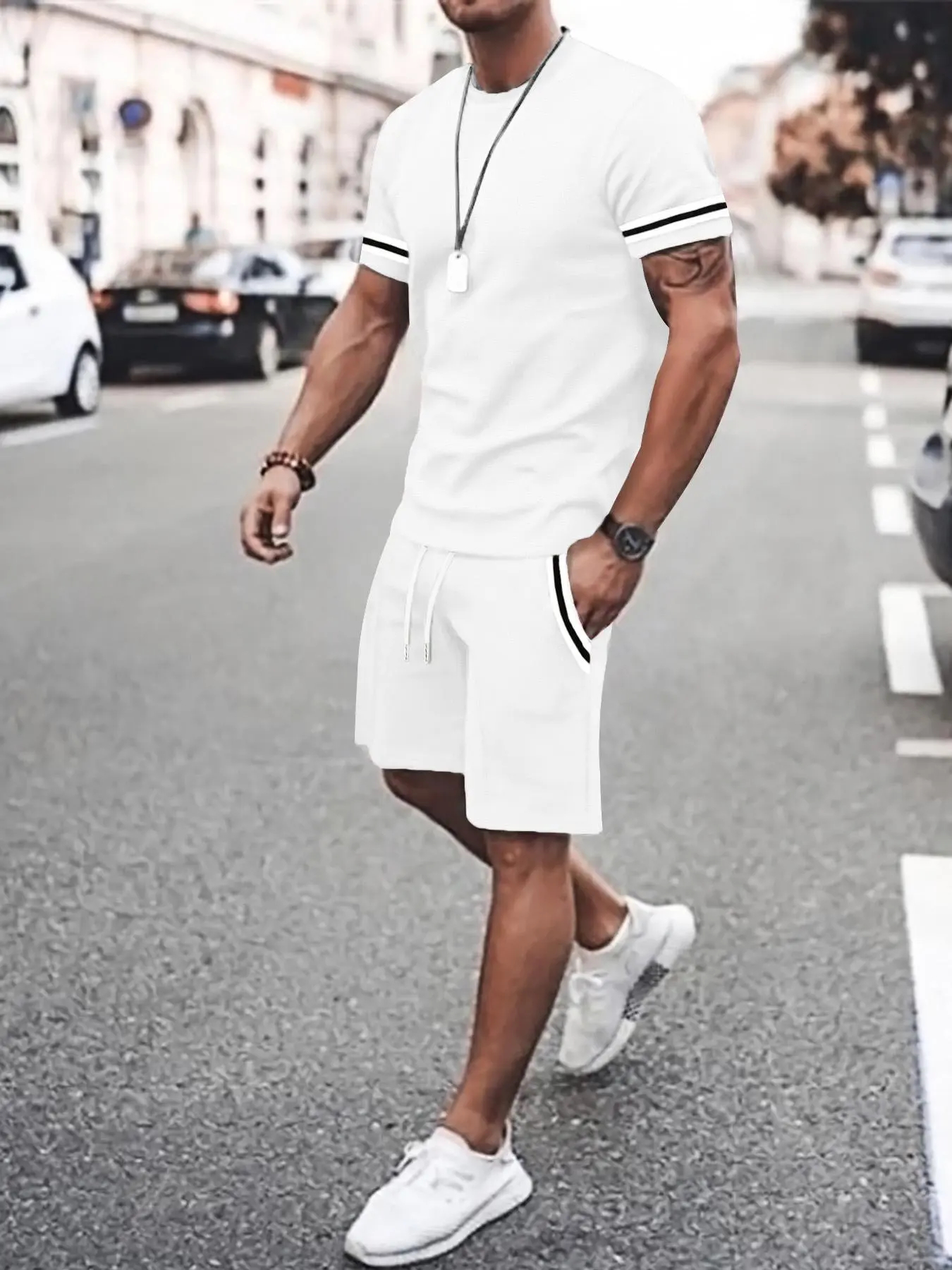 Men's Contrast Binding Tee & Drawstring Waist Shorts Set Two-Piece Set 