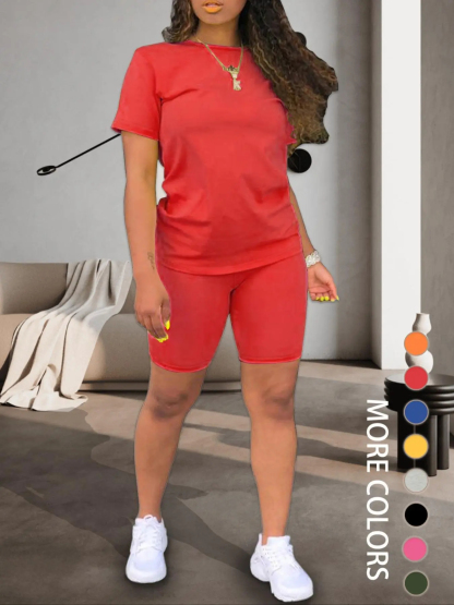 Women's Fitted Plain Round Neck Tee & Skinny Shorts Set