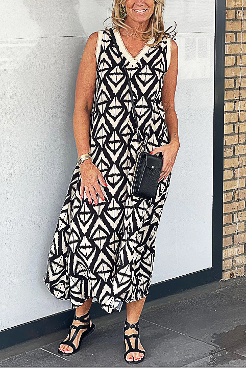 V Neck Retro Geometric Pattern Loop Loose Casual Dress