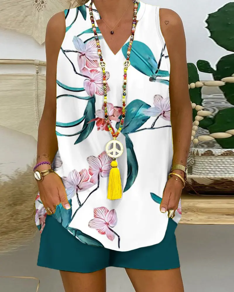 Tropical Print Top & Pocket Design Shorts Set