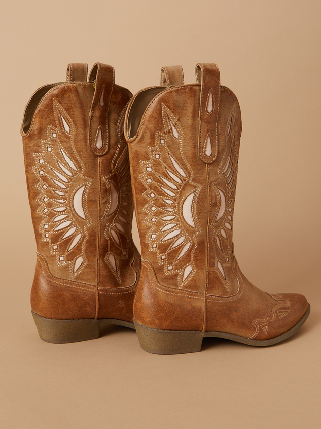 Bandera Wide Width & Calf Cut Out Western Boots