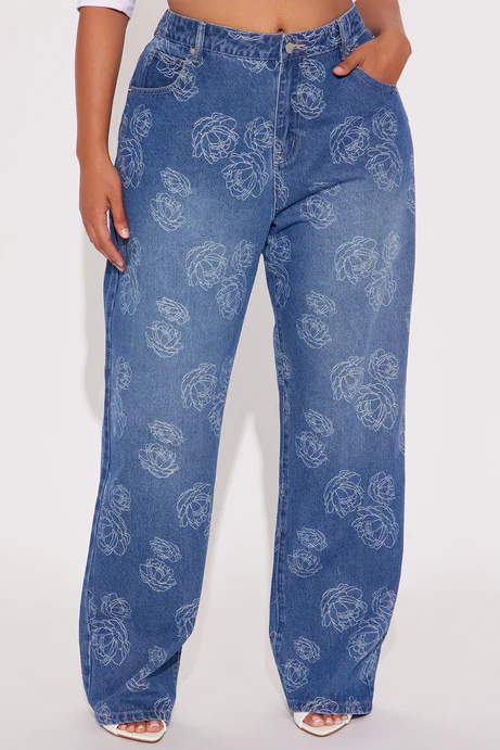 Secret Garden Straight Leg Jeans - Medium Wash