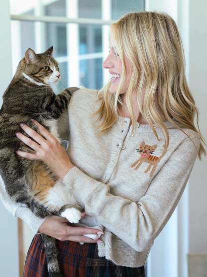 Intarsia Icon Cardigan Sweater - Cream Cat