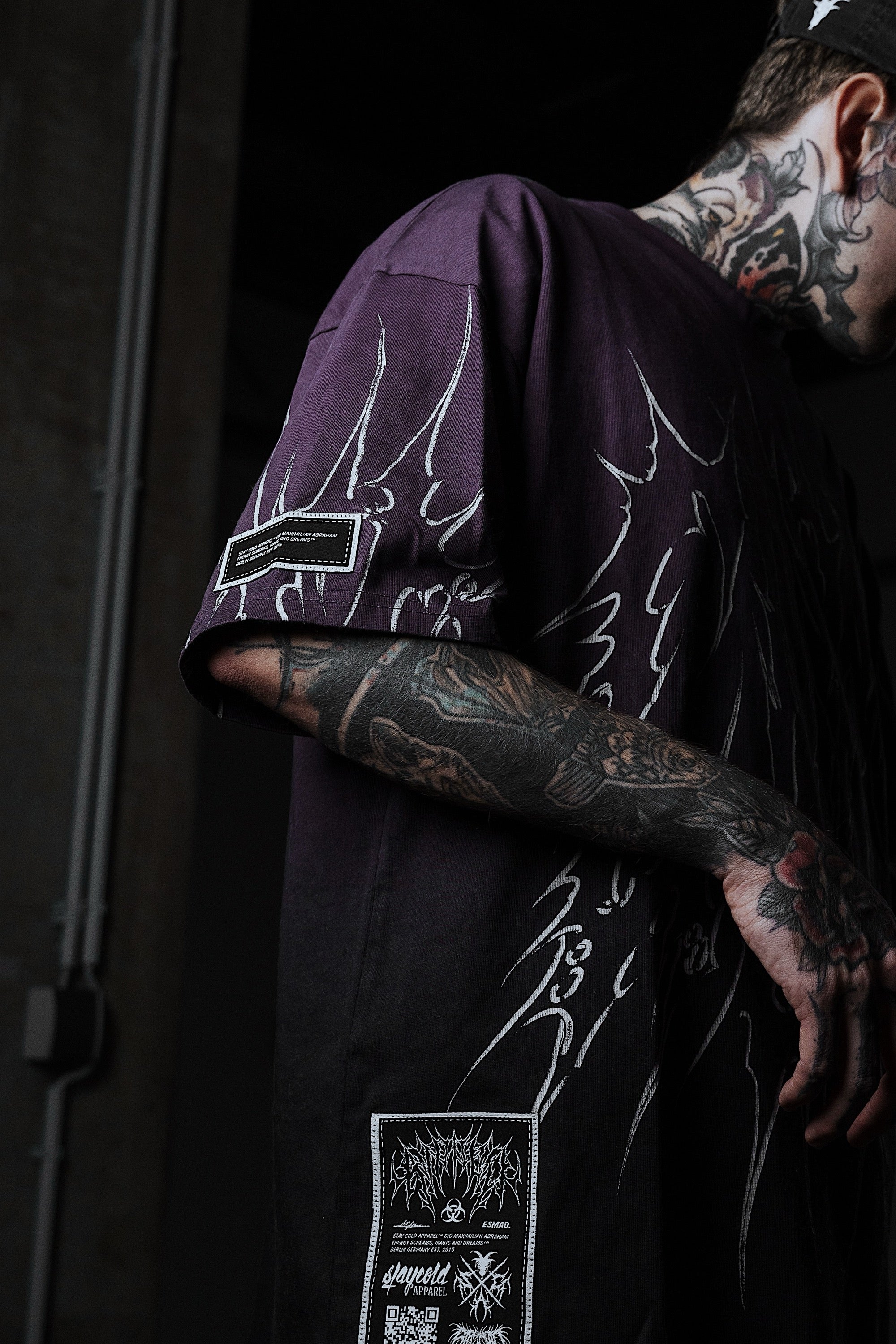Black Razor (Purple Bleached)  - Heavy Oversized T-Shirt (250GSM)