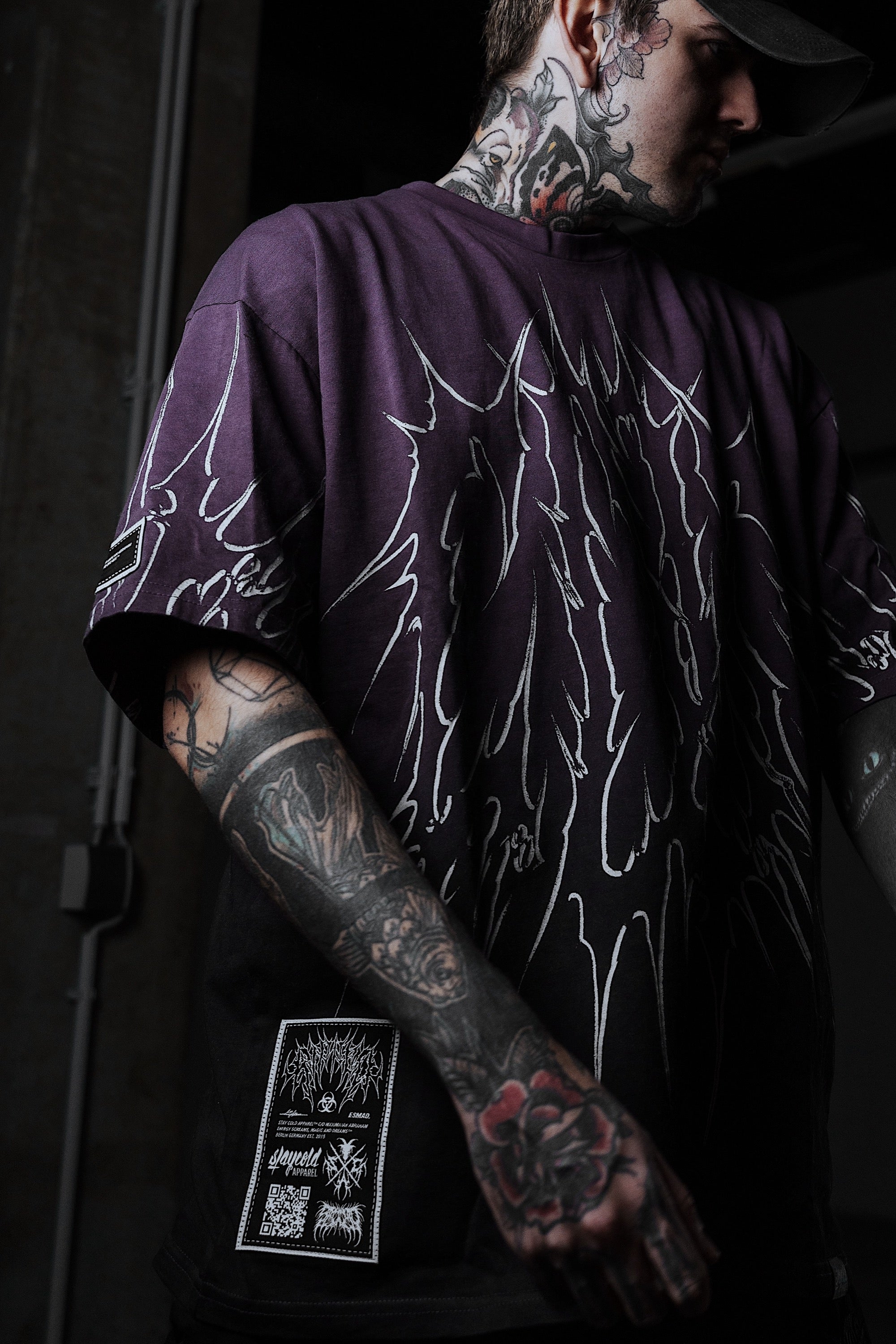Black Razor (Purple Bleached)  - Heavy Oversized T-Shirt (250GSM)