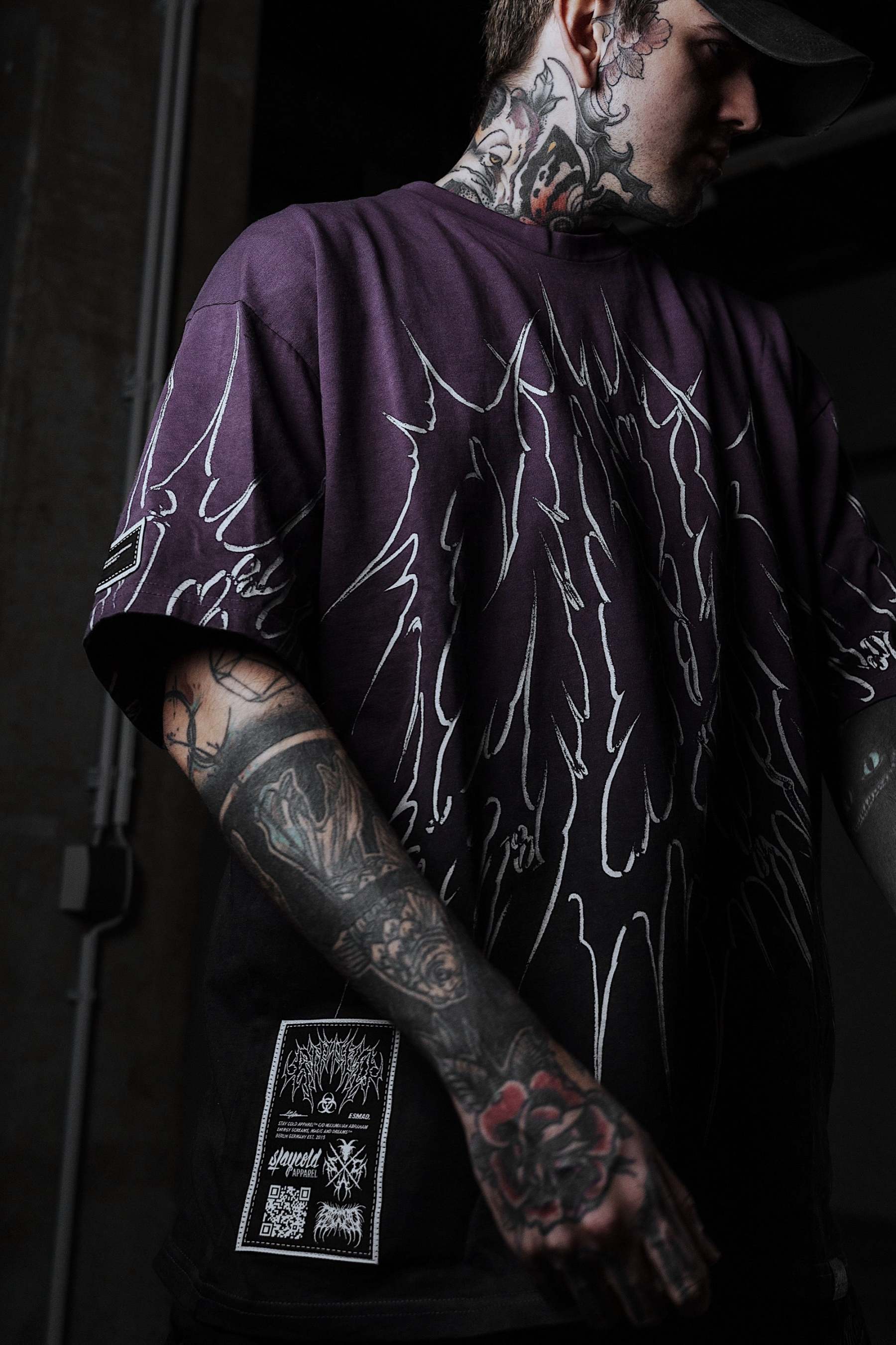 Black Razor (Purple Bleached)  - Heavy Oversized T-Shirt (250GSM)
