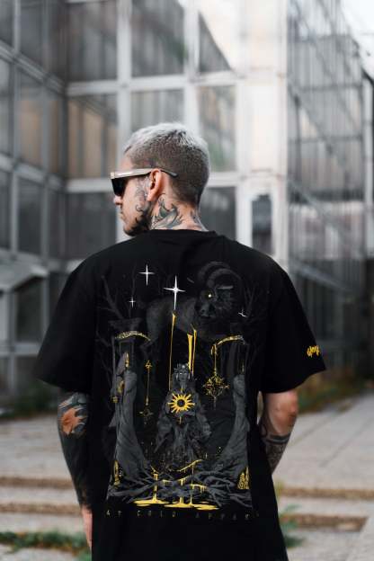 Full Moon Ritual - T-Shirt