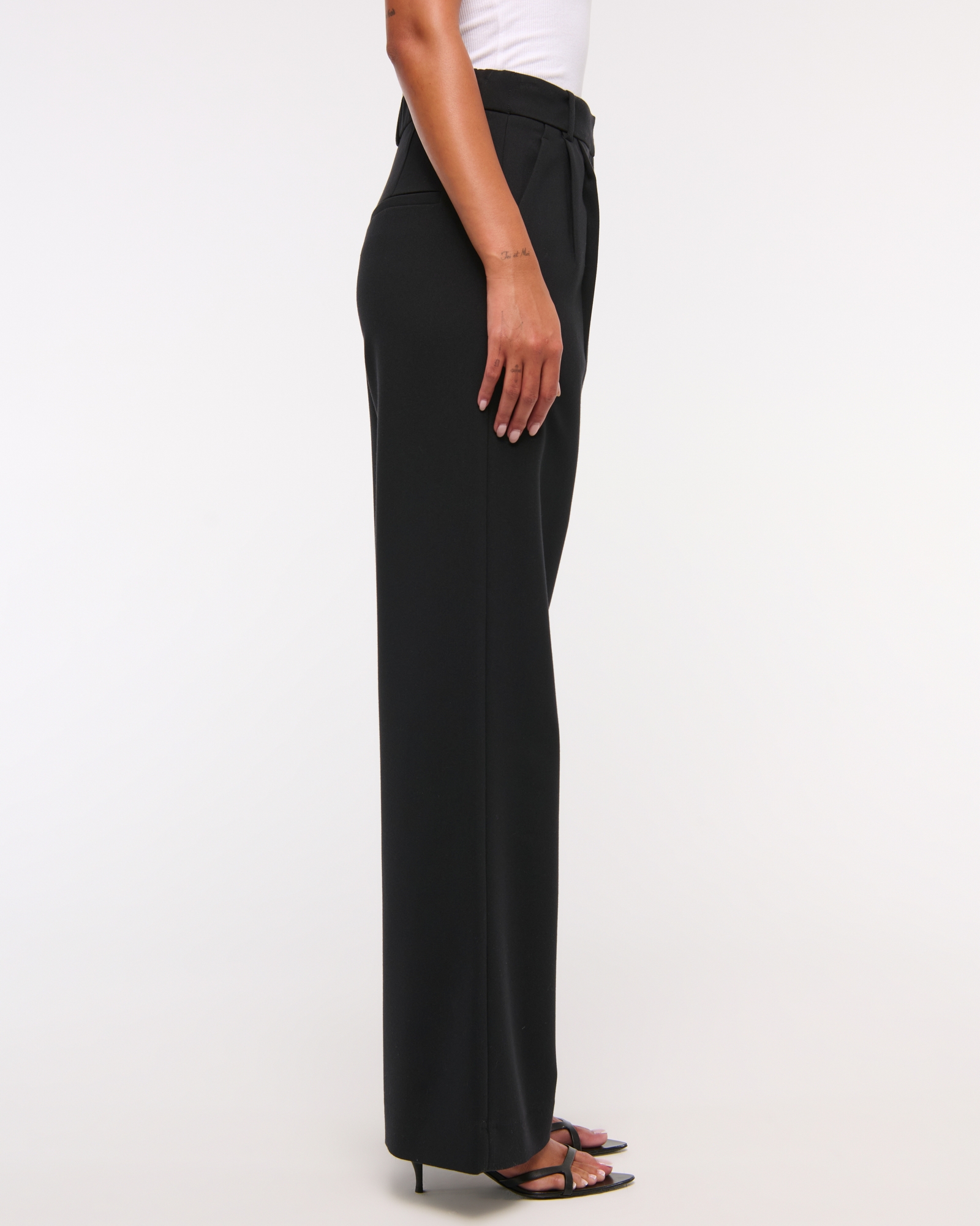 A&F Sloane Tailored Wide Leg Pant