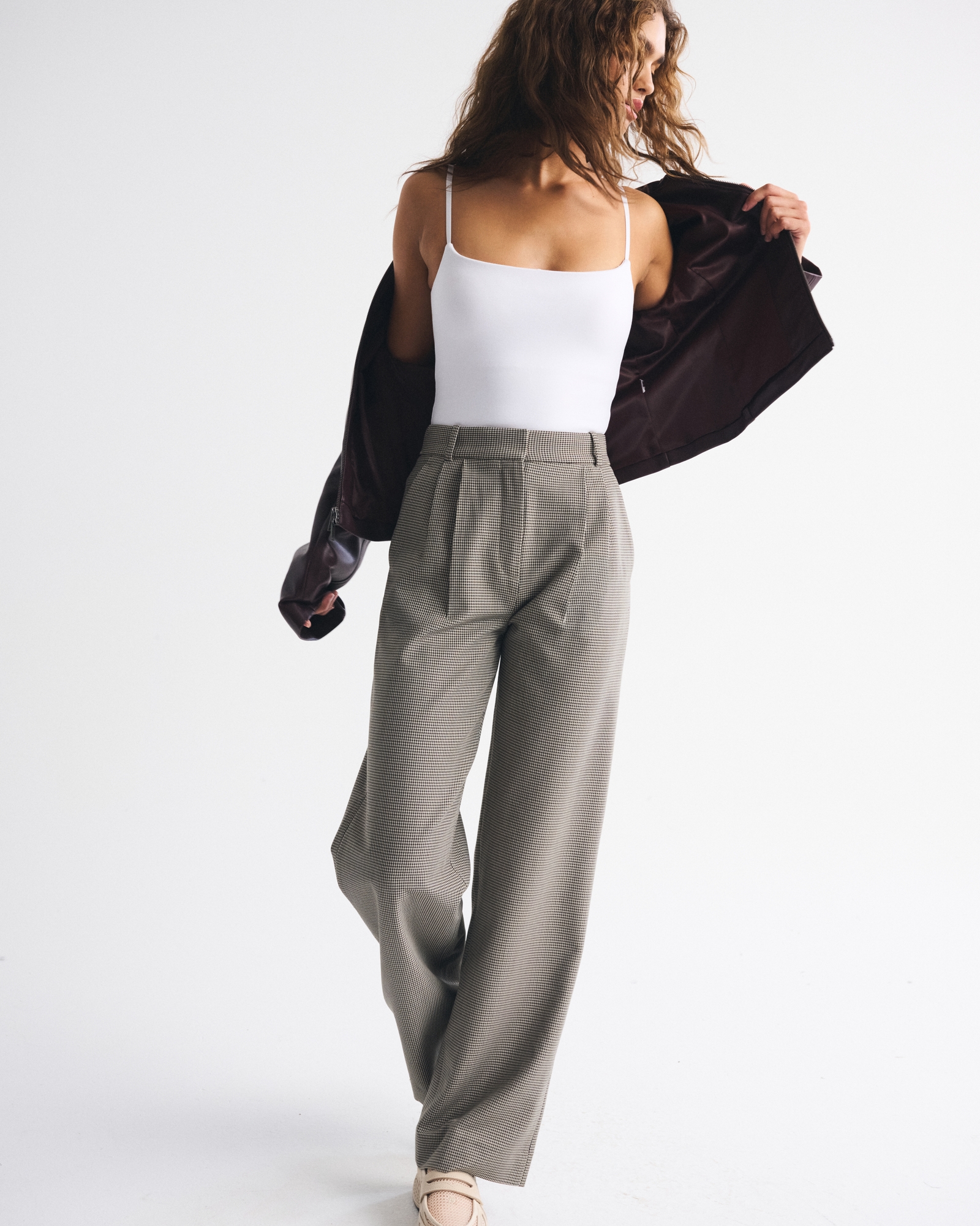 A&F Sloane Tailored Wide Leg Pant