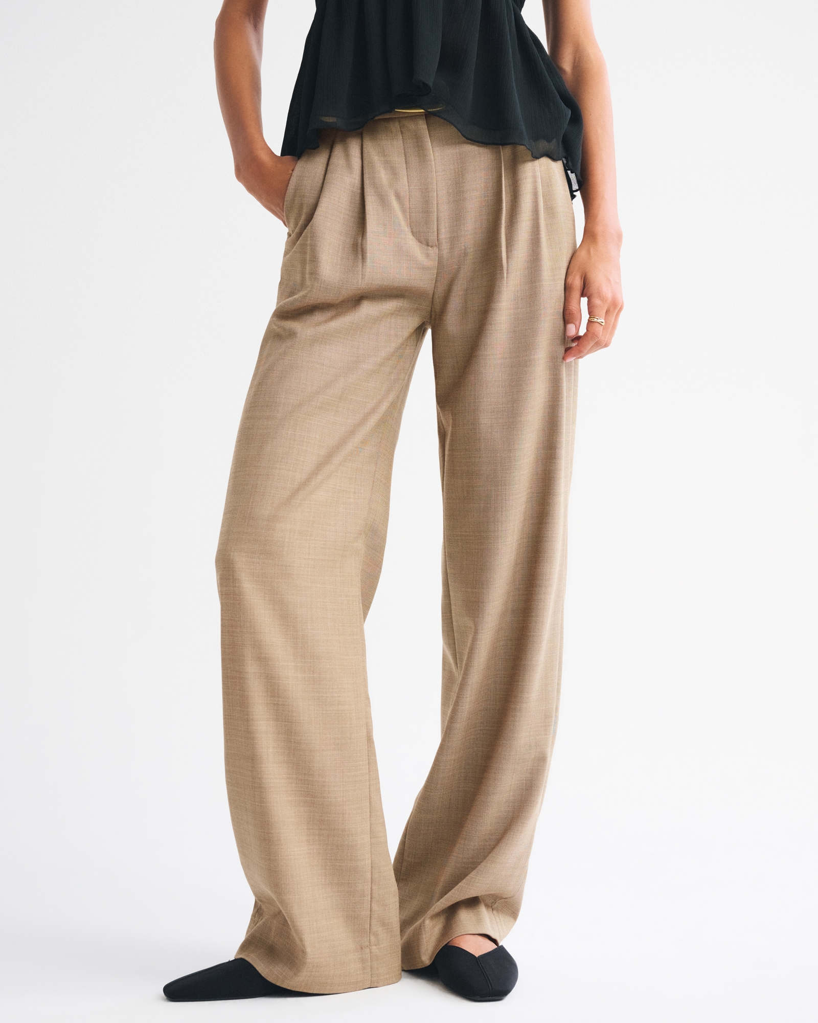 A&F Sloane Tailored Wide Leg Pant
