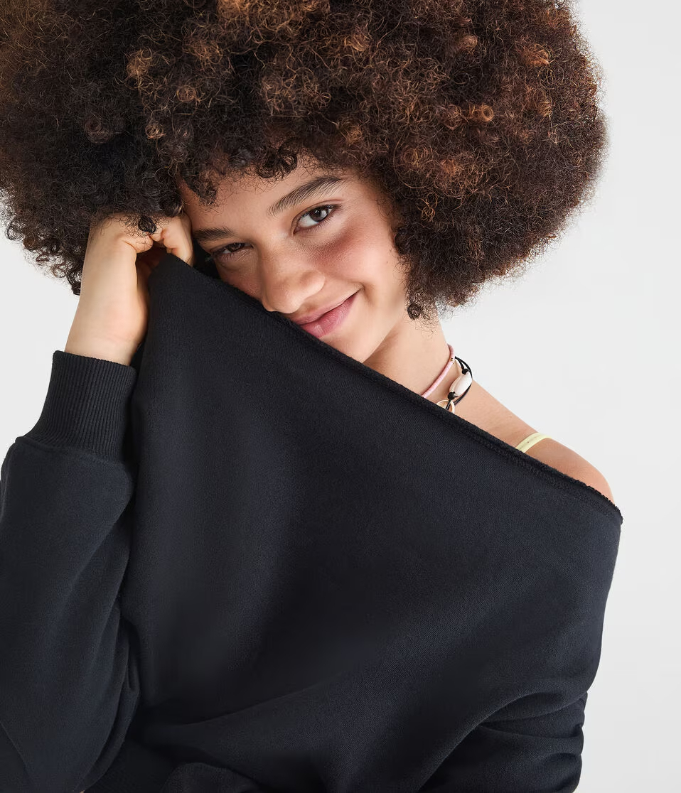 Oversized Off-The-Shoulder Sweatshirt